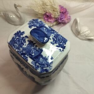 Victorian Ironstone flow blue and Jar cookie, biscuit 9.5 tall. Rare find 🔥🔥🔥